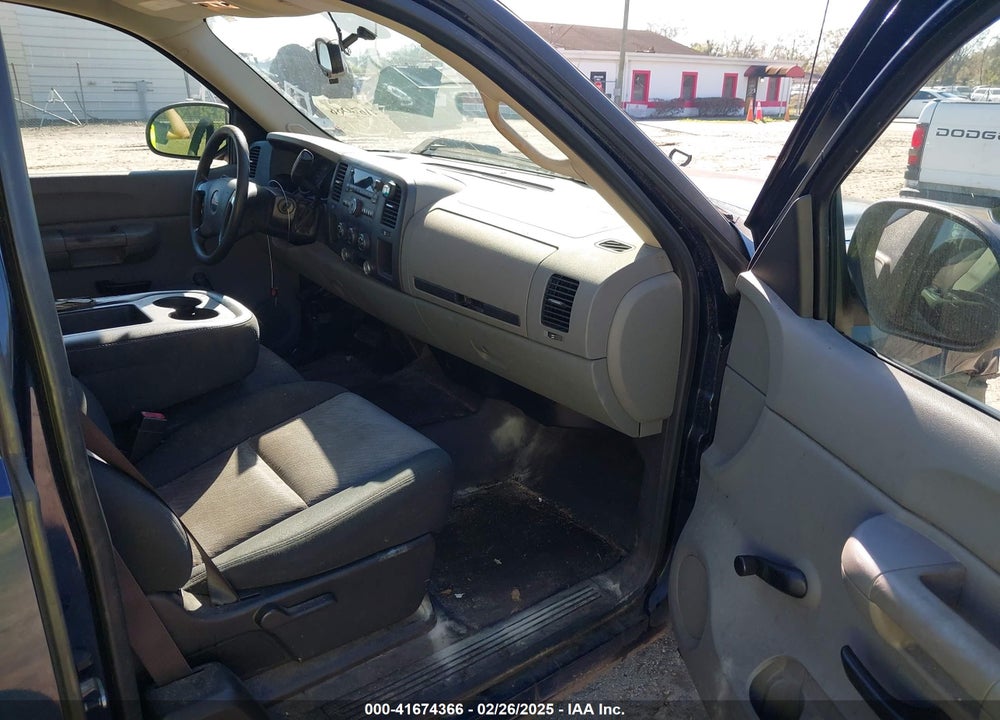 2007 GMC SIERRA 1500 VIN: 2GTEC19C071702057