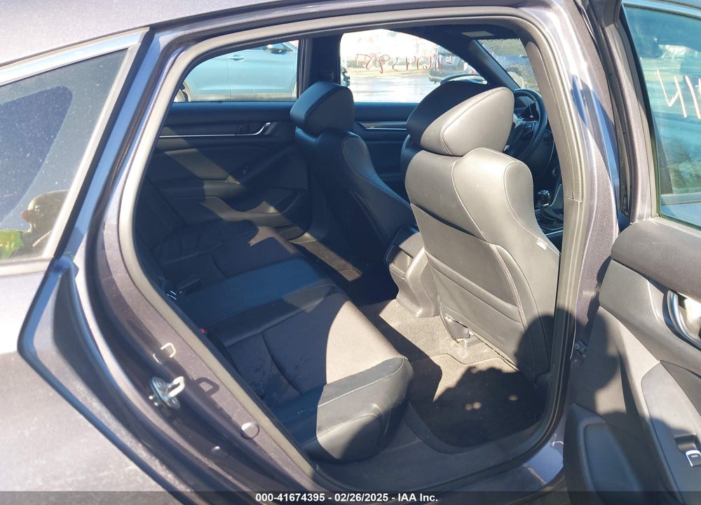 2018 HONDA ACCORD VIN: 1HGCV1E3XJA184349
