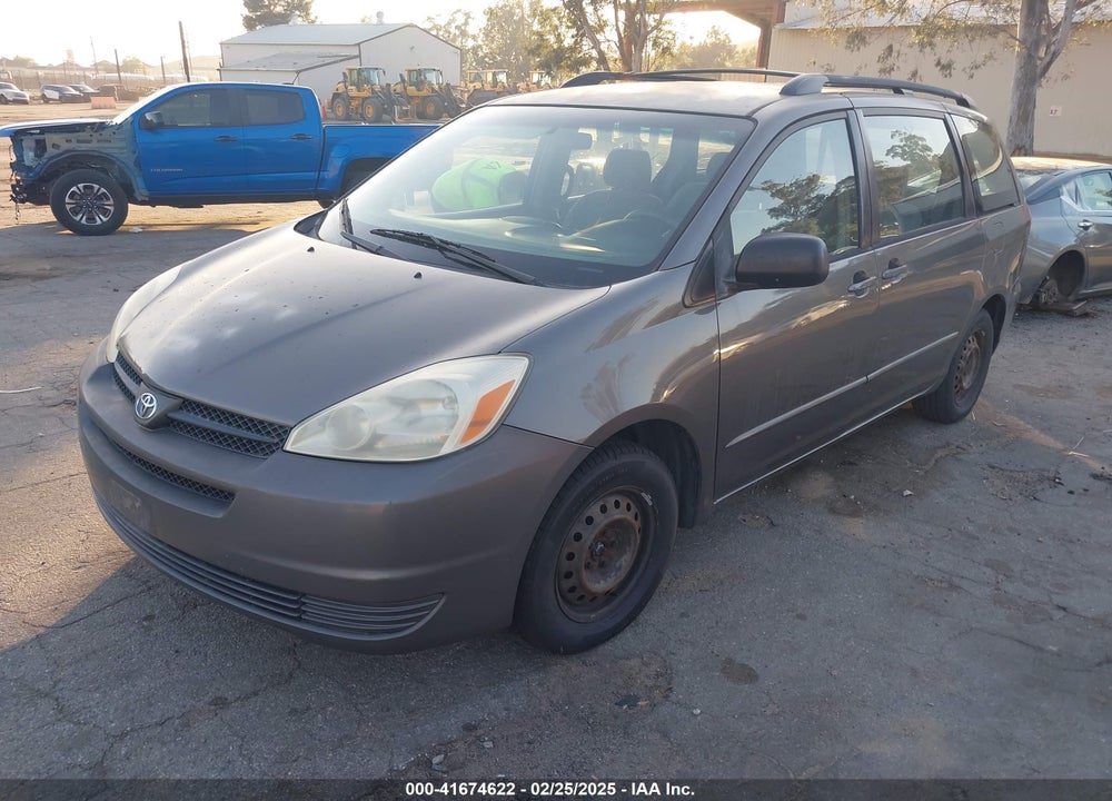 2005 TOYOTA SIENNA CE VIN: 5TDZA23C85S371210