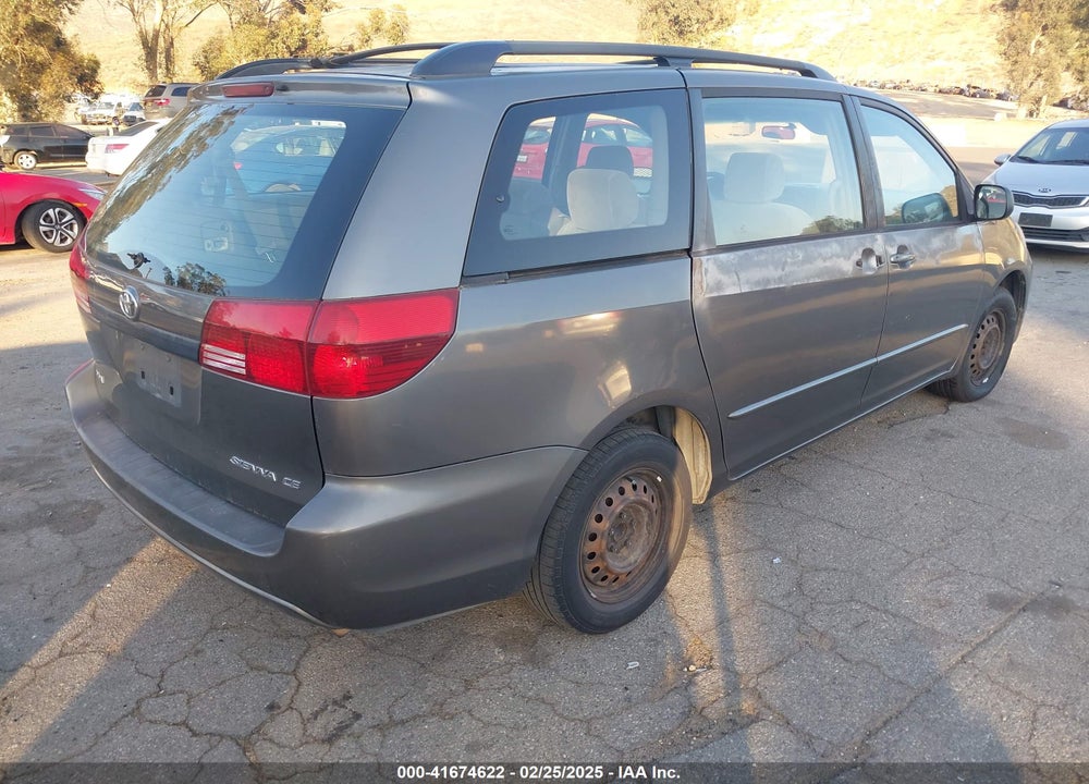 2005 TOYOTA SIENNA CE VIN: 5TDZA23C85S371210