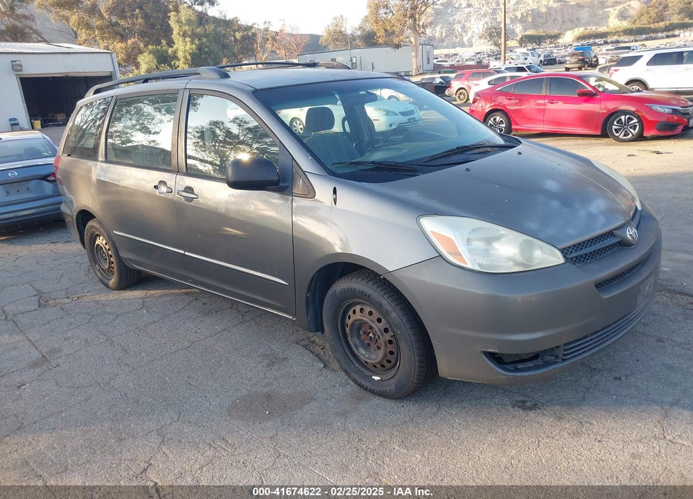 2005 TOYOTA SIENNA CE VIN: 5TDZA23C85S371210