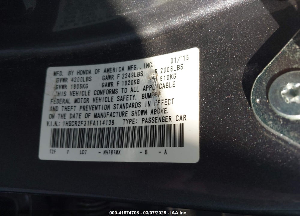 2015 HONDA ACCORD LX VIN: 1HGCR2F31FA114139