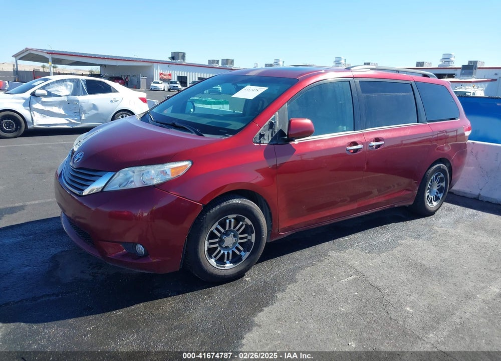 2012 TOYOTA SIENNA XLE V6 8 PASSENGER VIN: 5TDYK3DC5CS188891