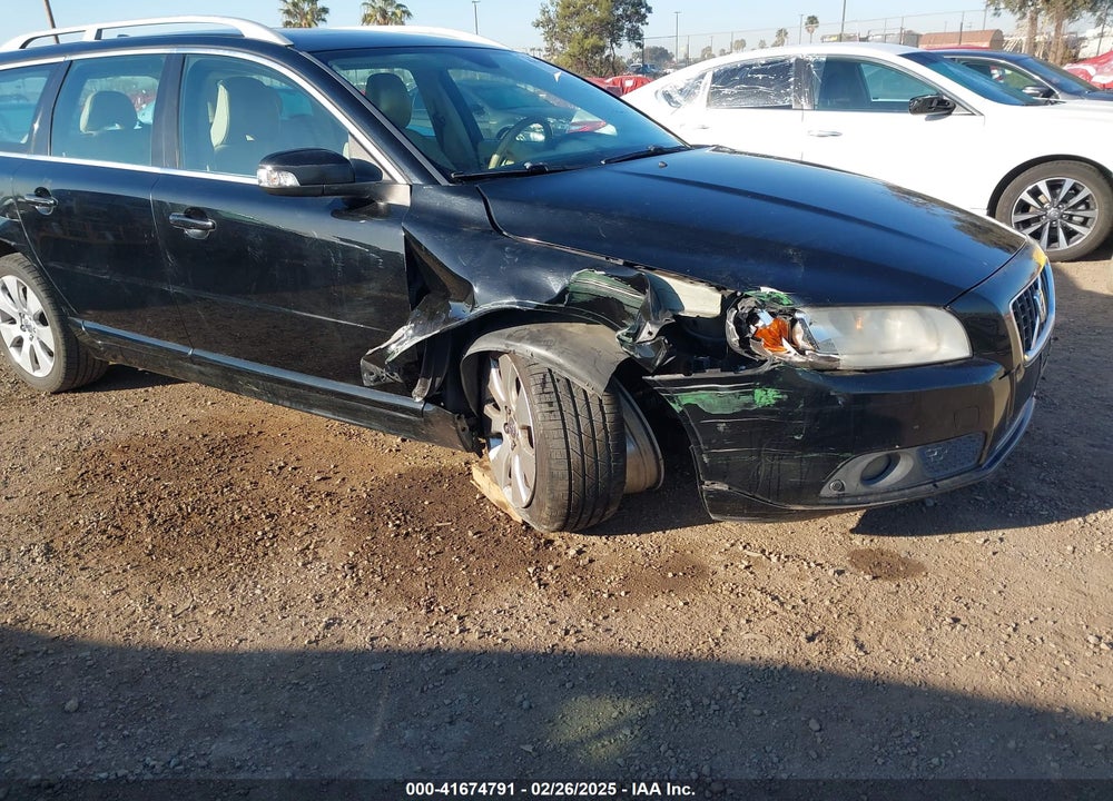 2008 VOLVO V70 VIN: YV1BW982781048824
