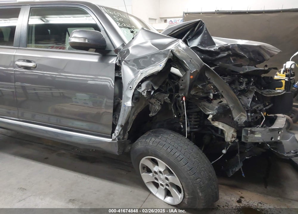 2011 TOYOTA 4RUNNER VIN: JTEBU5JR0B5061339