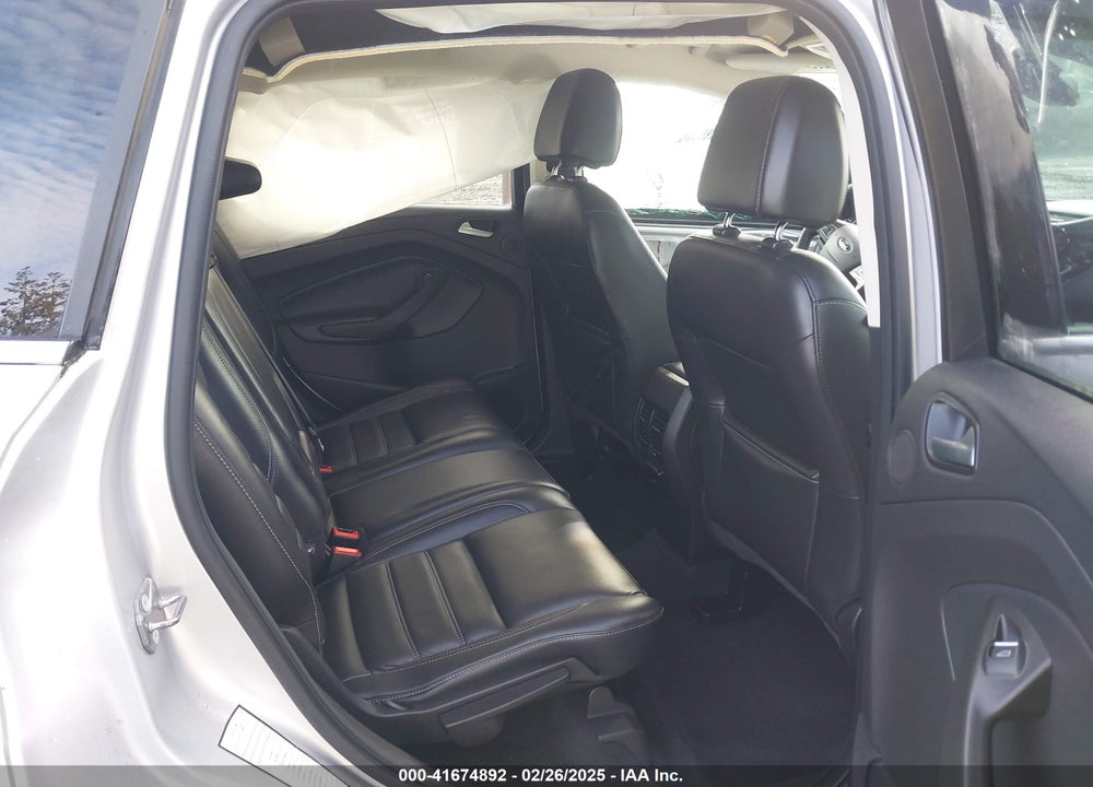 2017 FORD ESCAPE VIN: 1FMCU9J98HUE25064