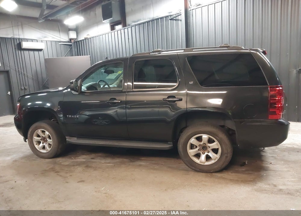 2011 CHEVROLET TAHOE LT VIN: 1GNSKBE08BR180258