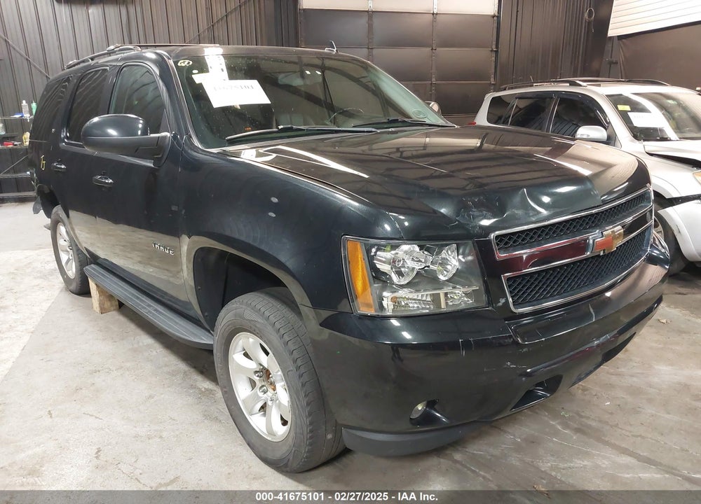 2011 CHEVROLET TAHOE LT VIN: 1GNSKBE08BR180258