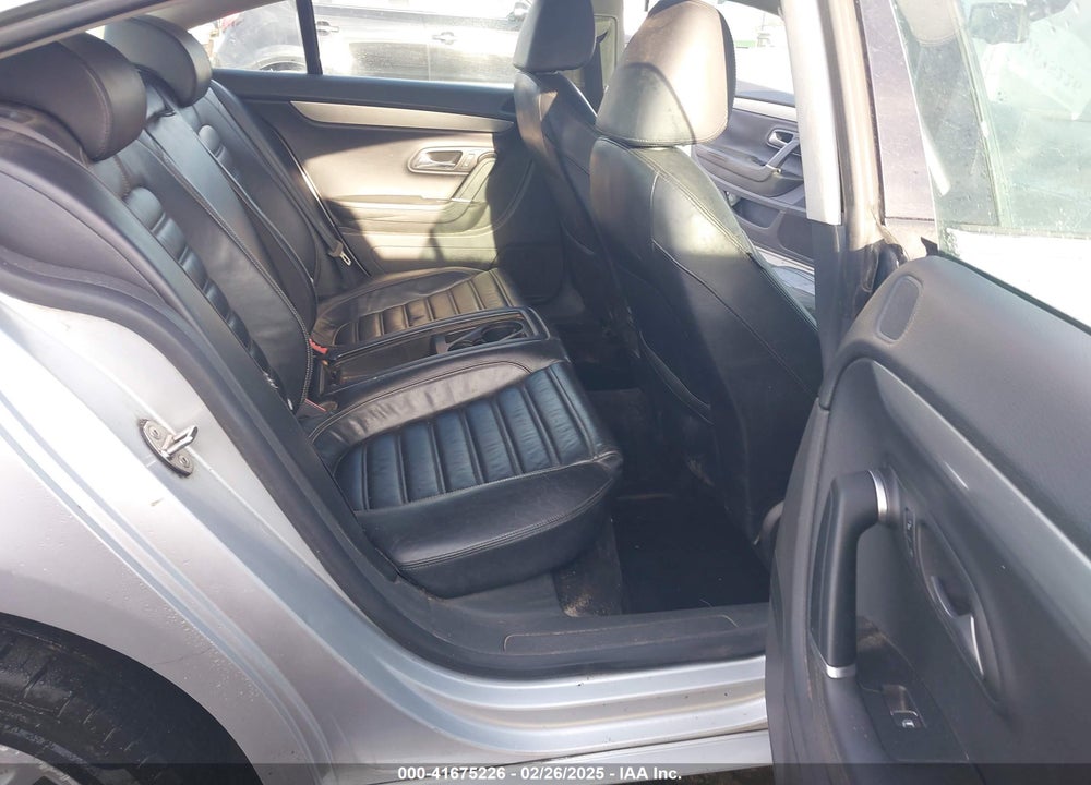 2009 VOLKSWAGEN CC LUXURY VIN: WVWHL73CX9E556468