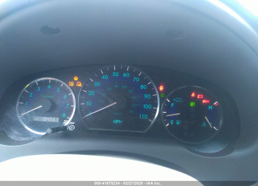 2008 TOYOTA SIENNA LE VIN: 5TDBK23C18S019671