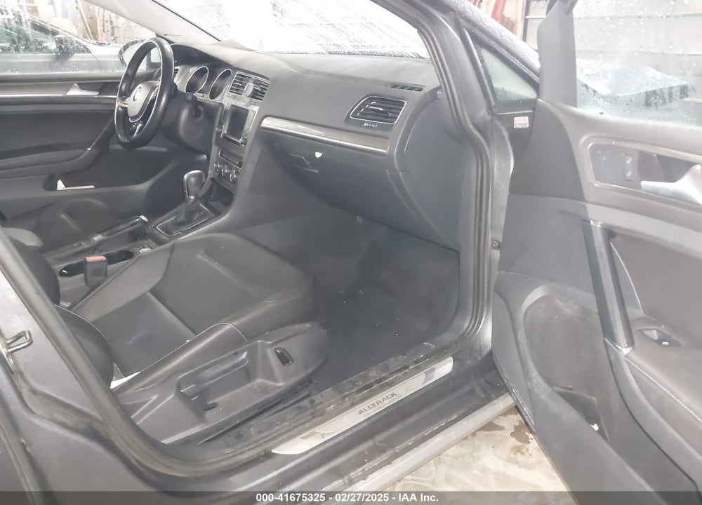 2017 VOLKSWAGEN GOLF ALLTRACK TSI S/TSI SE/TSI SEL VIN: 3VWH17AU8HM513173
