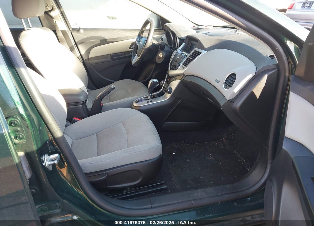 2014 CHEVROLET CRUZE VIN: 1G1PC5SB8E7182474