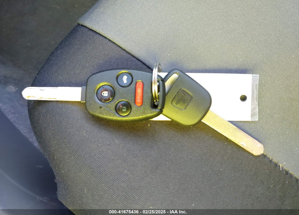 2004 HONDA ACCORD 2.4 LX VIN: 1HGCM56364A061564