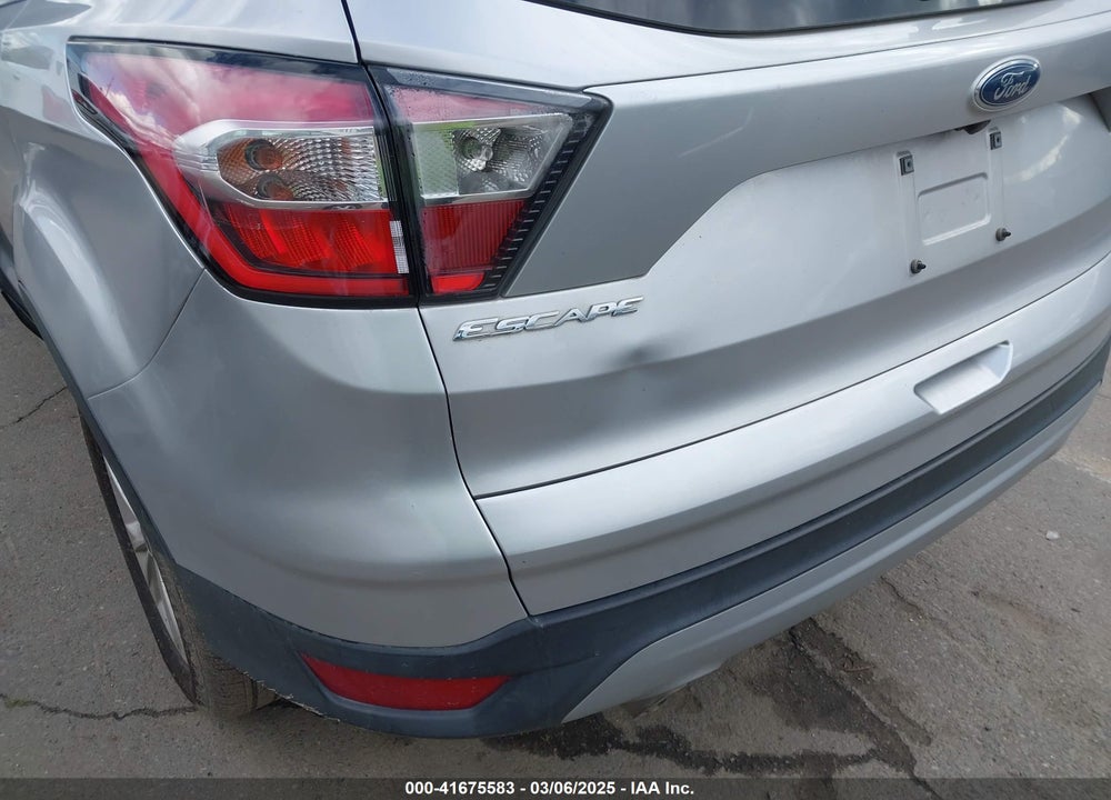 2017 FORD ESCAPE SE VIN: 1FMCU0GD5HUA61970