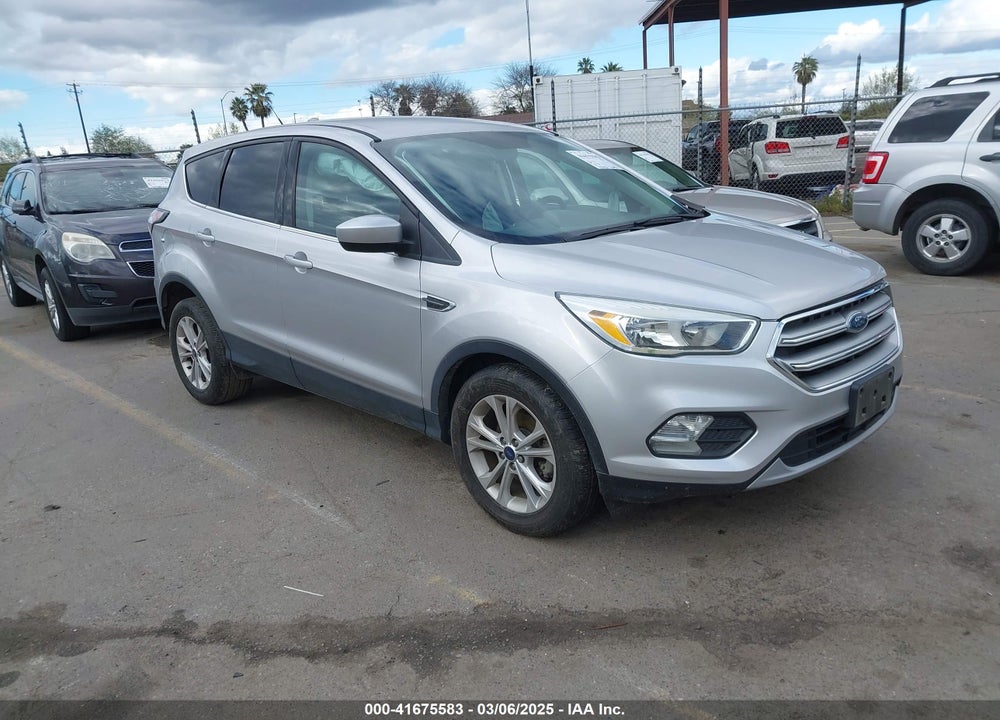 2017 FORD ESCAPE SE VIN: 1FMCU0GD5HUA61970