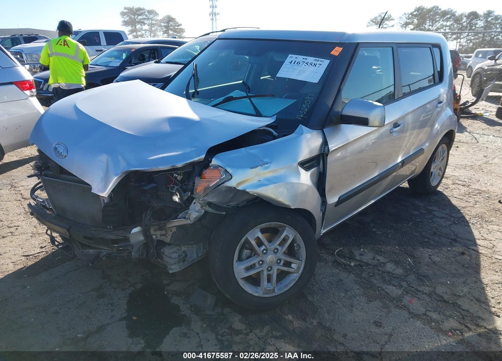2011 KIA SOUL VIN: KNDJT2A23B7325033