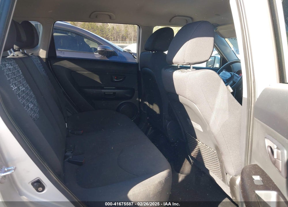 2011 KIA SOUL VIN: KNDJT2A23B7325033
