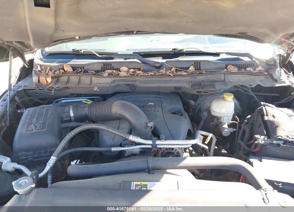 2013 RAM 1500 VIN: 1C6RR6KT4DS655108