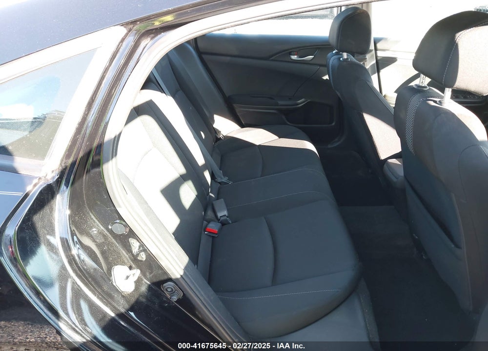 2017 HONDA CIVIC VIN: 2HGFC1F36HH656768