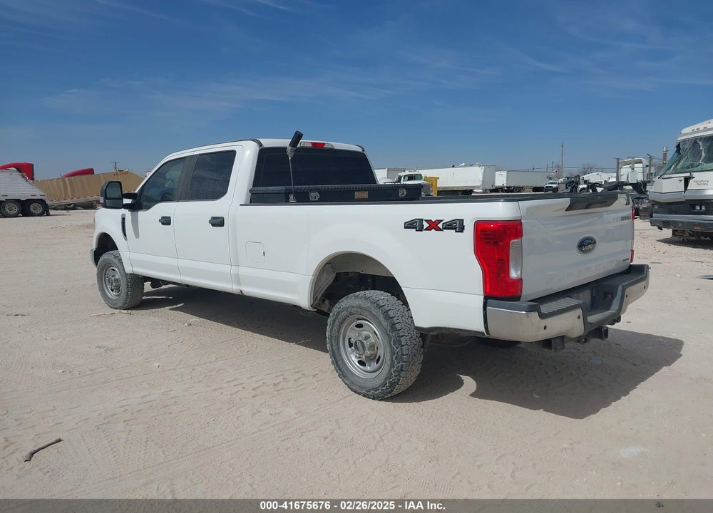 2017 FORD F-250 VIN: 1FT7W2B69HED25657