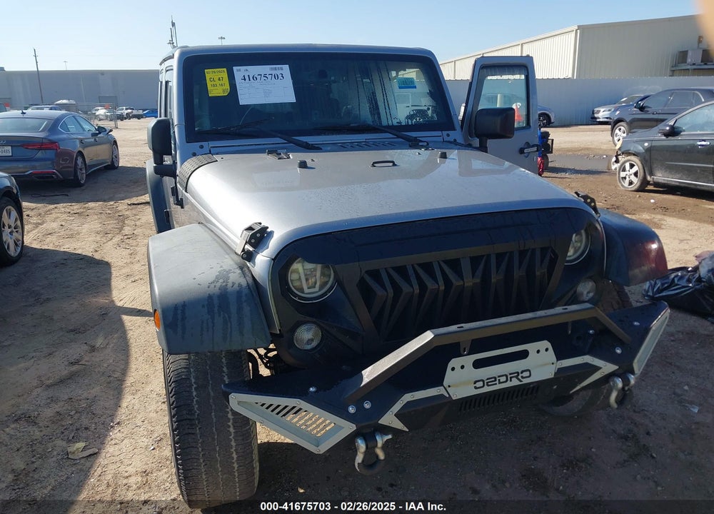 2015 JEEP WRANGLER UNLIMITED SPORT VIN: 1C4BJWDG8FL642098