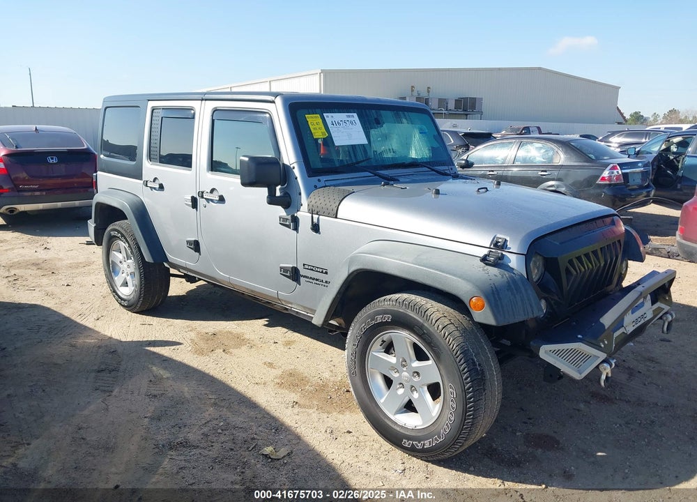 2015 JEEP WRANGLER UNLIMITED SPORT VIN: 1C4BJWDG8FL642098