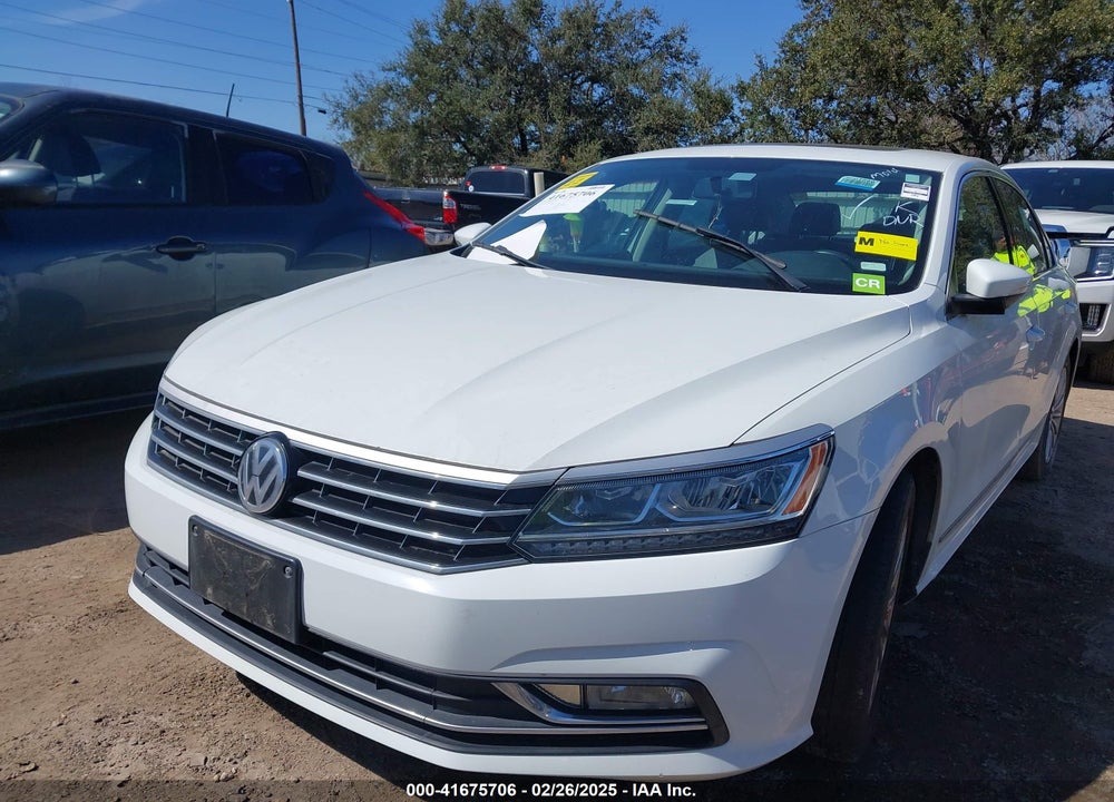 2016 VOLKSWAGEN PASSAT VIN: 1VWBS7A38GC019745