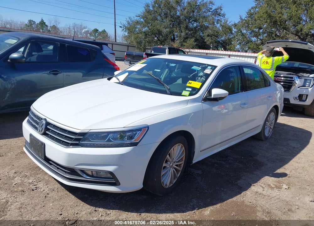2016 VOLKSWAGEN PASSAT VIN: 1VWBS7A38GC019745