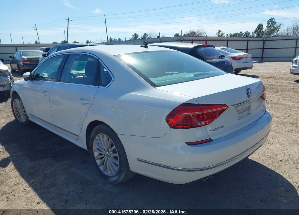 2016 VOLKSWAGEN PASSAT VIN: 1VWBS7A38GC019745