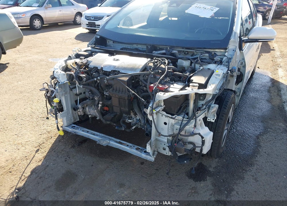 2017 TOYOTA PRIUS PRIME VIN: JTDKARFPXH3006011