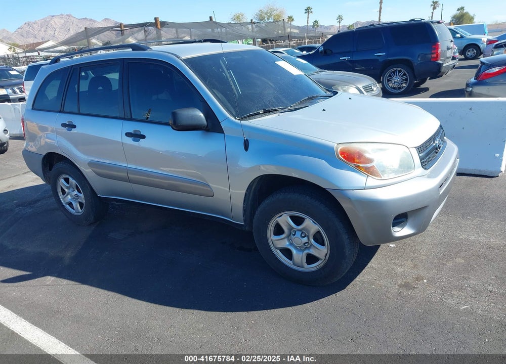 2004 TOYOTA RAV4 VIN: JTEGD20V240028698