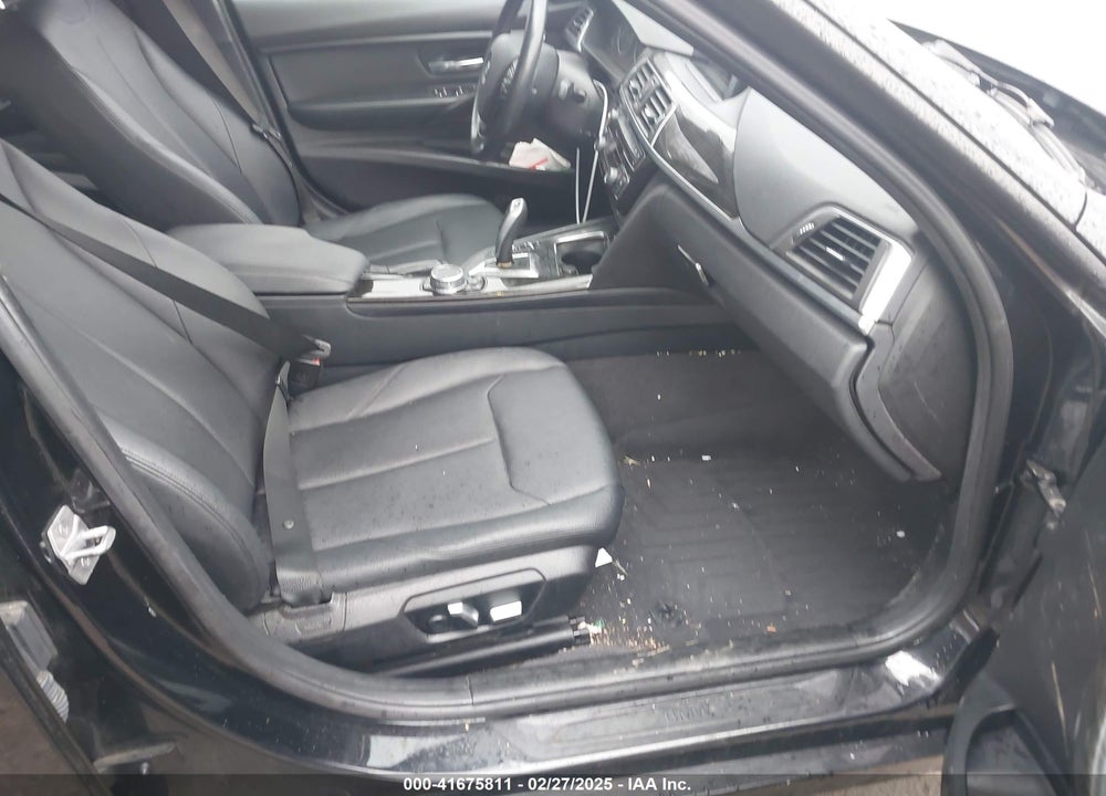 2017 BMW 320I VIN: WBA8E5G34HNU42650