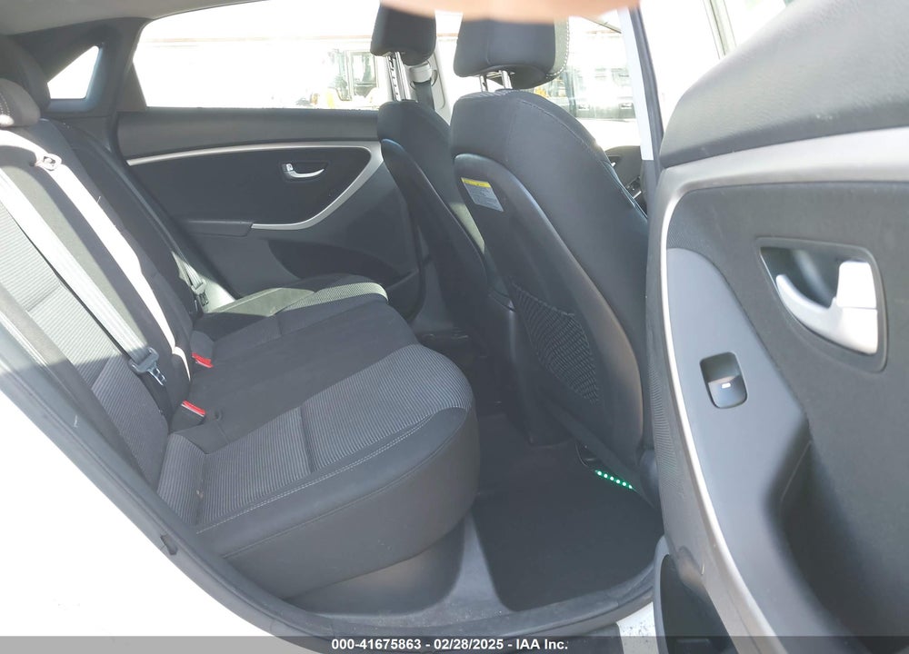 2013 HYUNDAI ELANTRA GT VIN: KMHD35LE2DU119336
