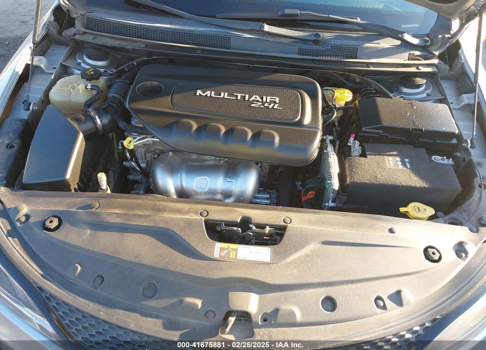 2016 CHRYSLER 200 VIN: 1C3CCCBB9GN195893
