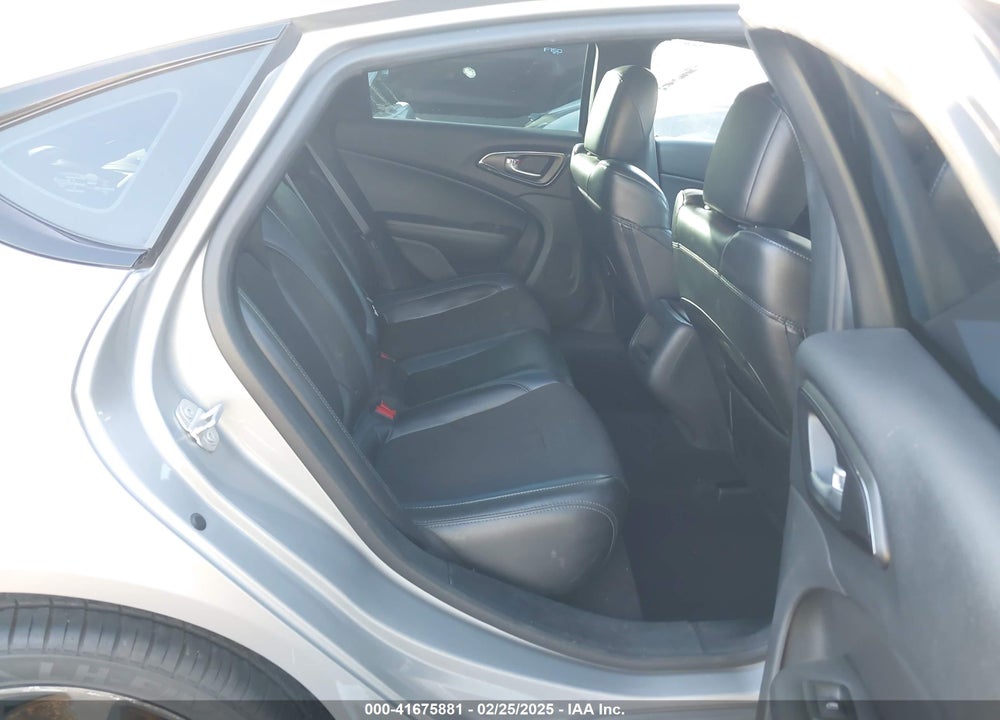 2016 CHRYSLER 200 VIN: 1C3CCCBB9GN195893