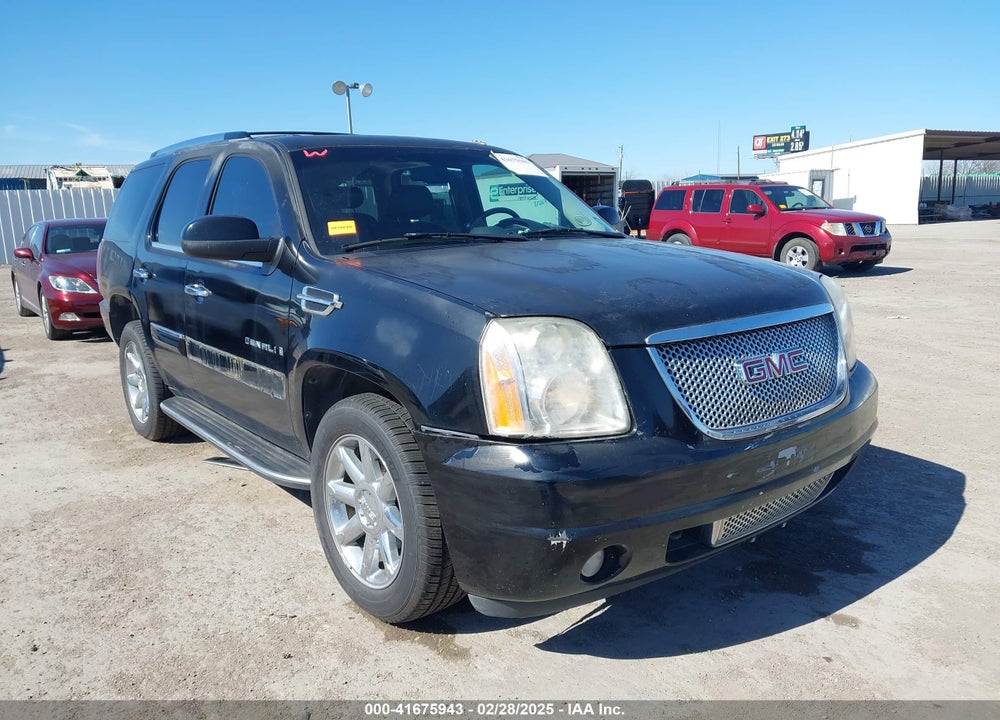 2007 GMC YUKON DENALI VIN: 1GKFK63857J399649