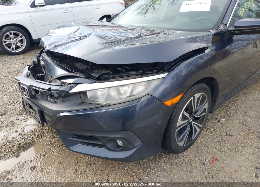 2017 HONDA CIVIC VIN: 19XFC1F71HE006484