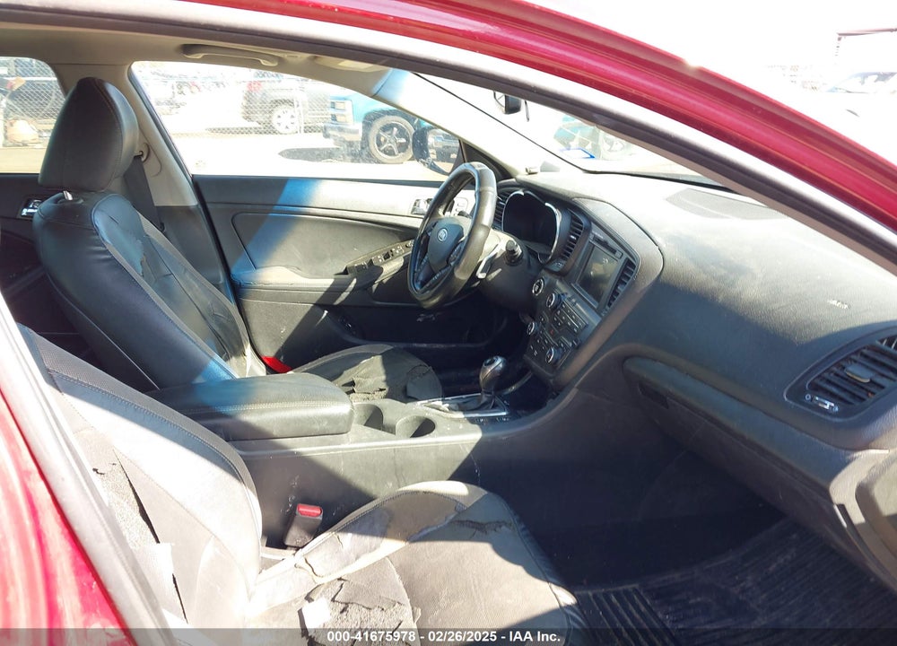 2012 KIA OPTIMA VIN: 5XXGR4A60CG004762