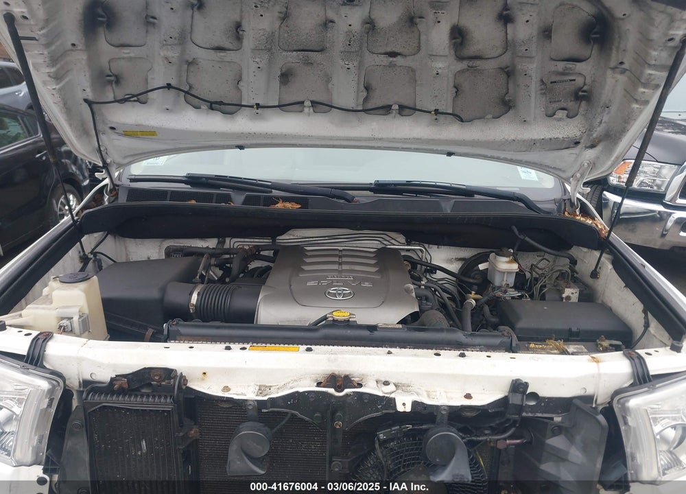 2010 TOYOTA SEQUOIA LIMITED 5.7L V8 VIN: 5TDJY5G14AS025023
