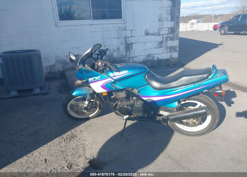 1993 KAWASAKI EX500 VIN: JKAEXVA18PA076778