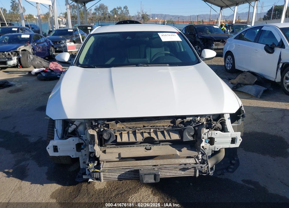 2019 HONDA ACCORD VIN: 1HGCV1F18KA071885