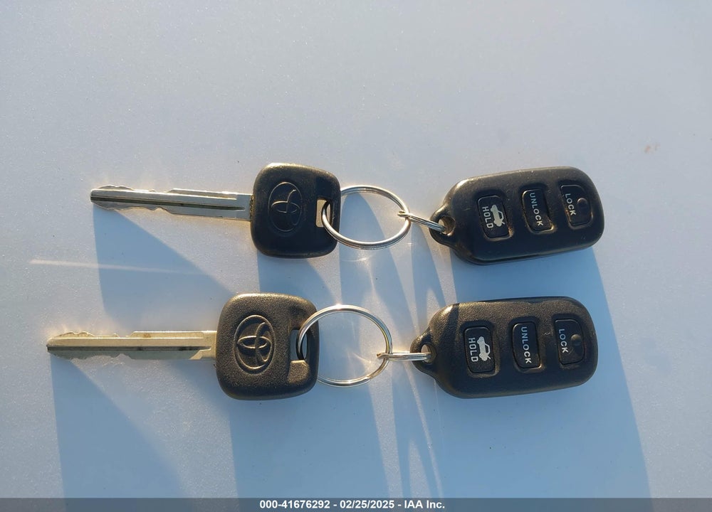 2006 TOYOTA CAMRY VIN: 4T1BE32K76U687906