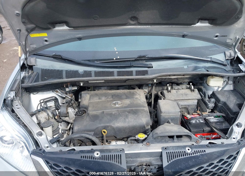 2011 TOYOTA SIENNA SPORT VIN: 5TDXK3DC1BS096963