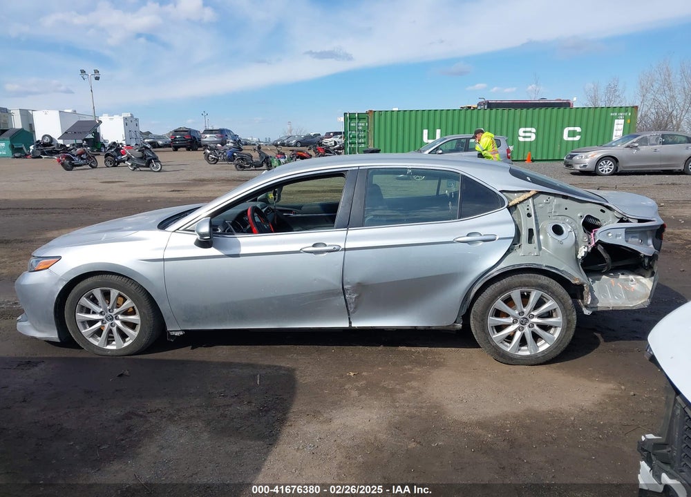 2018 TOYOTA CAMRY VIN: JTNB11HK9J3017828