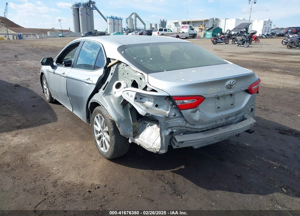 2018 TOYOTA CAMRY VIN: JTNB11HK9J3017828