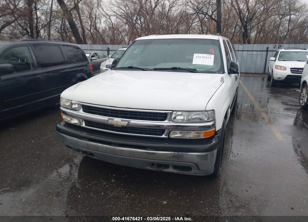 2001 CHEVROLET SUBURBAN 1500 LS/LT VIN: 1GNFK16T81J262797