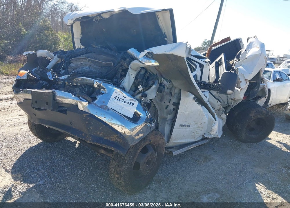 2020 RAM 3500 TRADESMAN  4X4 8' BOX VIN: 3C63RRGLXLG233463