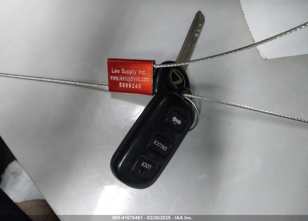 1997 LEXUS ES 300 VIN: JT8BF22G2V0066648