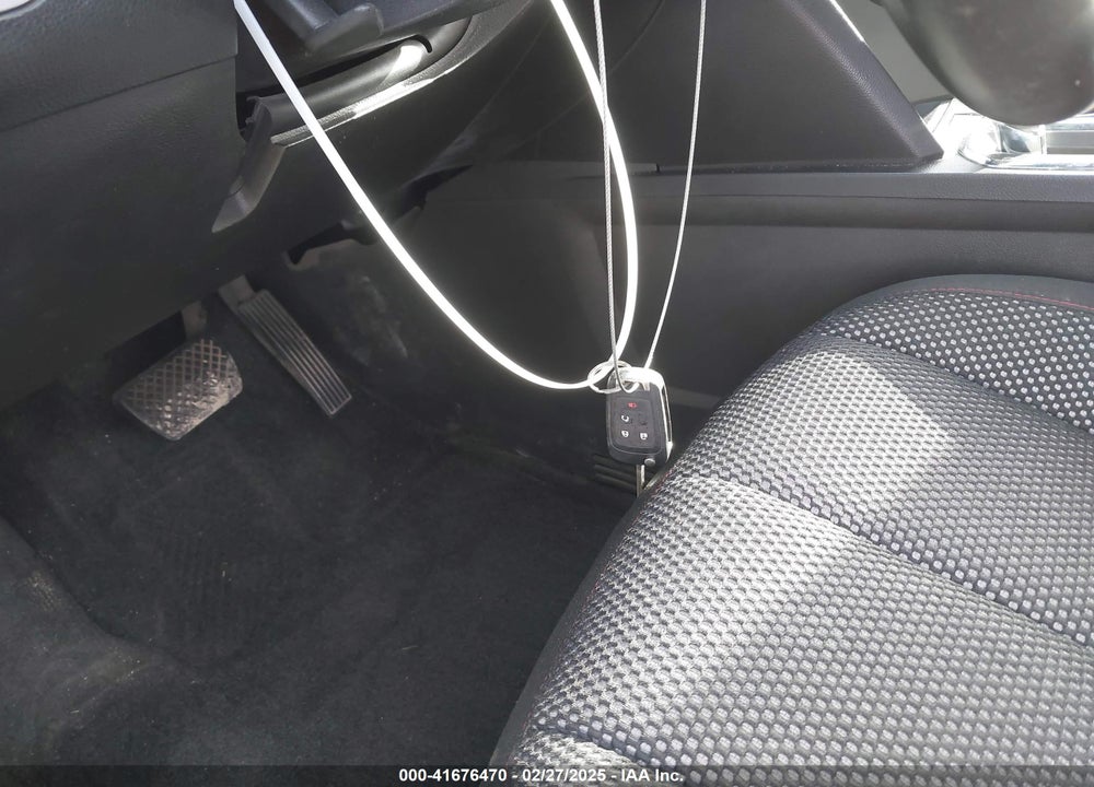 2015 CHEVROLET EQUINOX VIN: 1GNALBEKXFZ141221