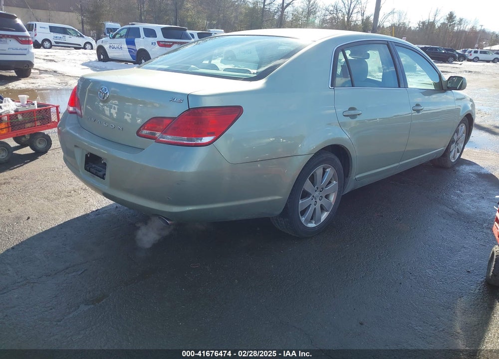 2005 TOYOTA AVALON XLS VIN: 4T1BK36B15U047014